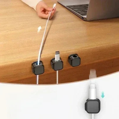 Découvrez notre attache câble magnétique MagClip™, la solution ultime de support câble bureau et de gestion câbles bureau. Ce clip câble adhésif révolutionnaire offre un range câble magnétique efficace pour tous vos espaces. Que vous cherchiez comment organiser ses câbles de bureau ou une solution rangement câbles bureau gaming, notre organisateur câbles bureau s'adapte à tous vos besoins. Cette attache câble universelle 7.5mm fonctionne comme un support câble adhésif sans perçage parfait pour les setup inf