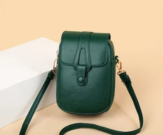 Autour du mot-clé principal "Sac à Main Bandoulière", gravitent de nombreux mots-clés long-tail issus de la description du produit ChicBox™, tels que "sac à main bandoulière pour quotidien stylé", "petit sac bandoulière en cuir PU premium", "sac bandoulière ajustable avec compartiments intelligents", "sac à main bandoulière léger pour liberté de mouvements", "accessoire sac bandoulière polyvalent pour toutes tenues", "sac bandoulière design carré moderne et élégant"
