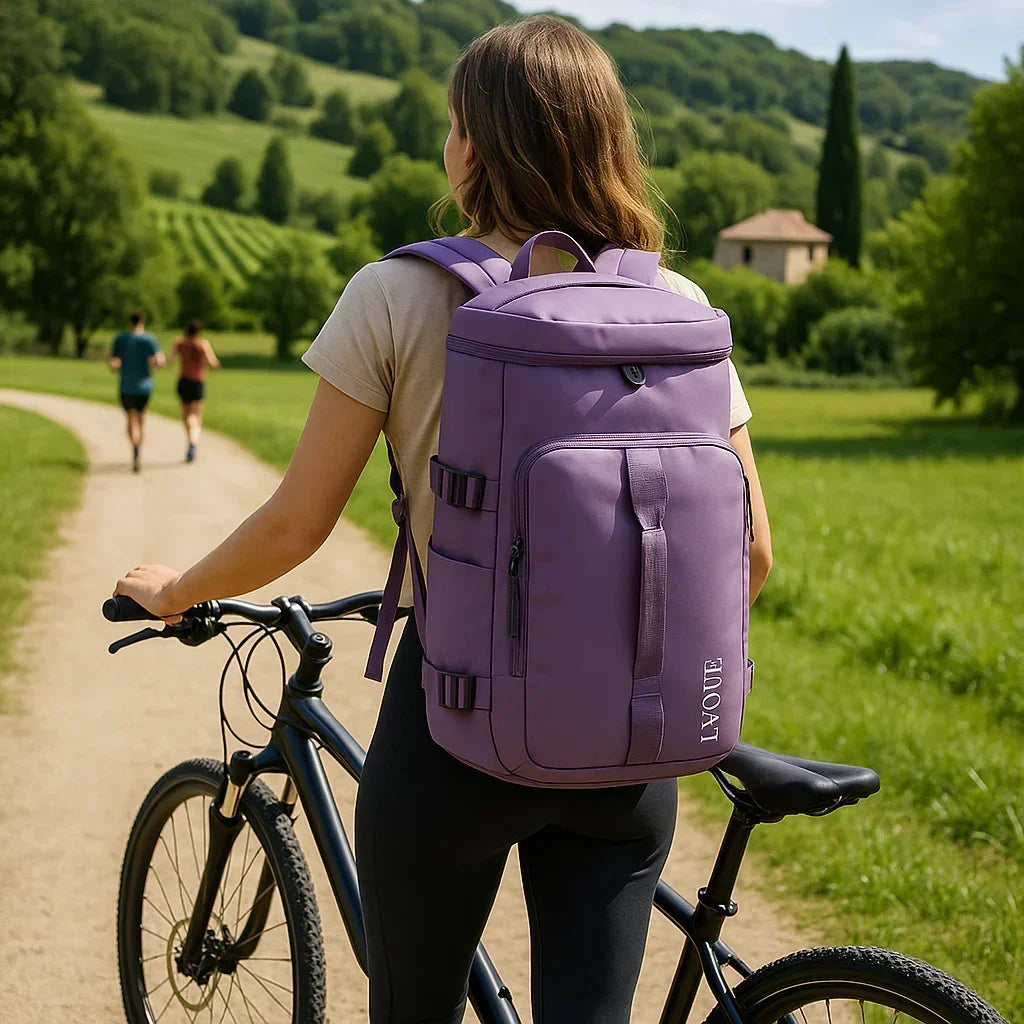 Sac de sport femme Luméra élégant avec rangement chic et compartiments multiples. Sac de sport femme avec compartiment à chaussures indépendant. Sac de sport femme grande capacité pour salle de sport et voyage. Sac de sport femme imperméable et léger pour déplacements quotidiens. Sac de sport femme yoga et fitness avec poches pratiques. Sac de sport bandoulière chic et polyvalent pour femme de Rangement Chic. Sac de sport femme week-end pratique 