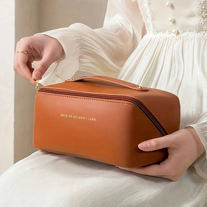Travel toiletry bag | Luxury Elegance™